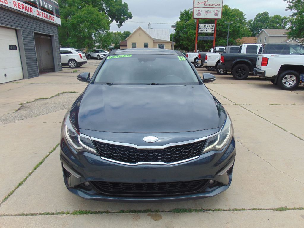 2019 Kia Optima S AT's photo